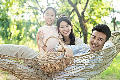 斯宾塞不喜欢操纵性扩展内容：不能把本体砍掉单独卖